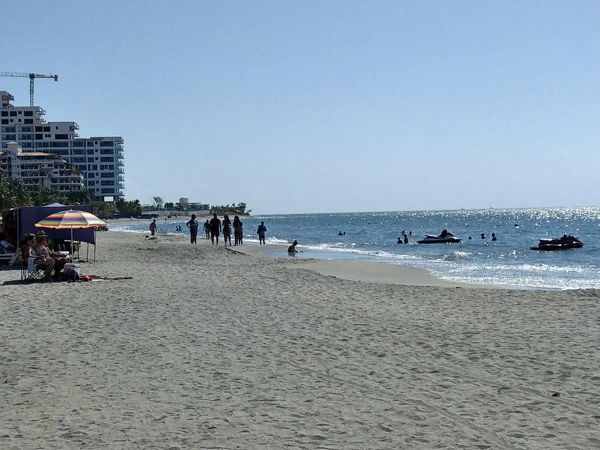 Apartamento Apto Bello Horizonte a 100 mts de la Playa Santa Marta